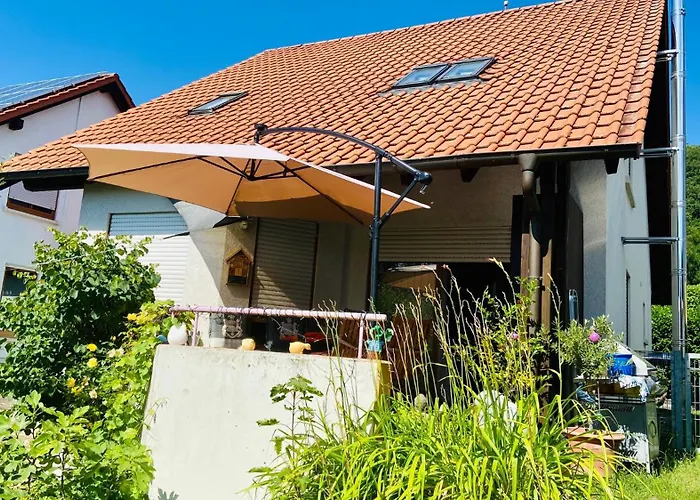 Gaestezimmer Sabine -benoetigt Vor Der Annahme Einer Buchungsanfrage Vollstaendigen Kontaktdaten Der Gaeste Sowie Eine Tel Erreichbarkeit 公寓 Neustadt an der Weinstraße